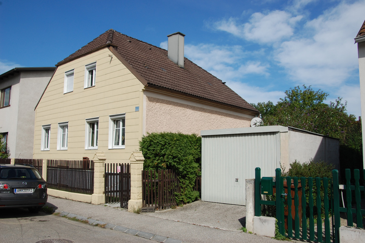 EFH_AU6
